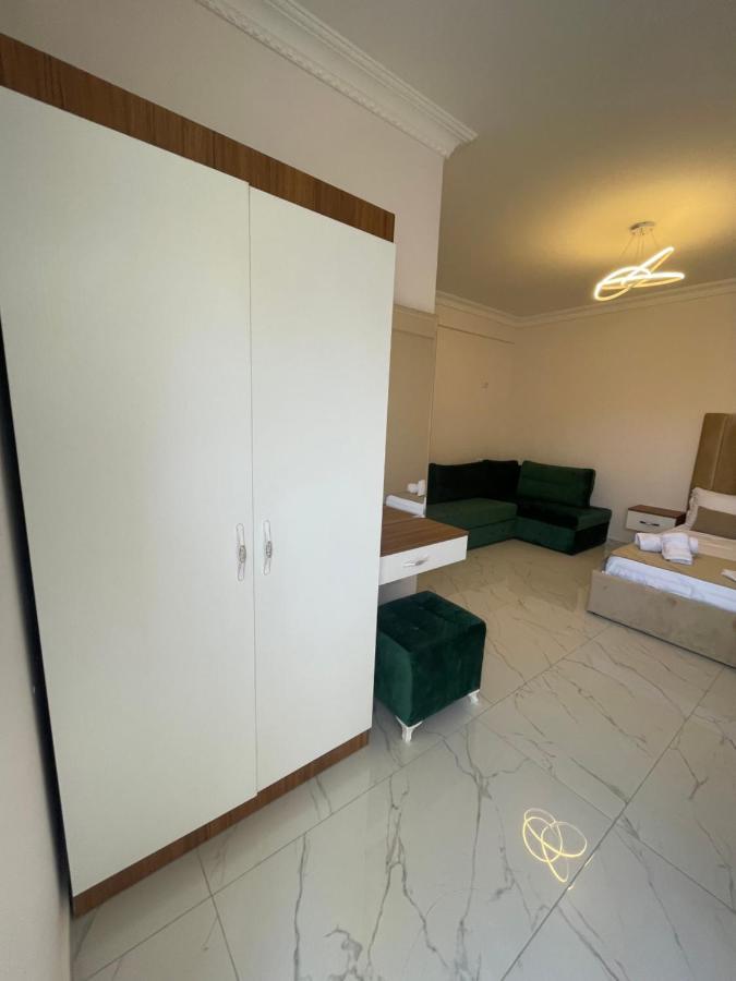Hotel Golden Hill Ksamil