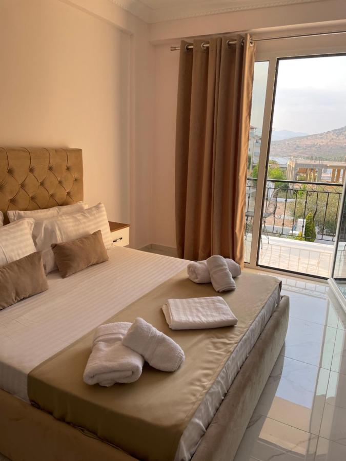 Hotel Golden Hill