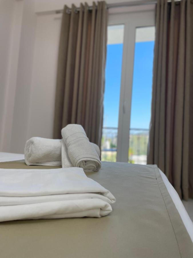 Golden Hill Hotel